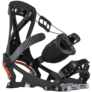 Nahaufnahme einer Karakoram Splitboard-Bindung mit Flex-Lock-Hebel für steile Anstiege.