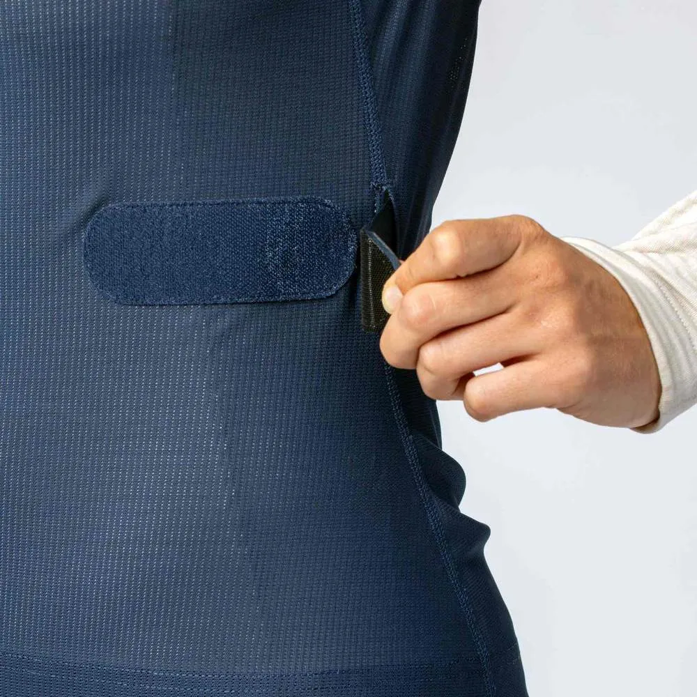 Close-up of the Scott Airflow women's vest in black/white, showing adjustable bar at the side waistband.