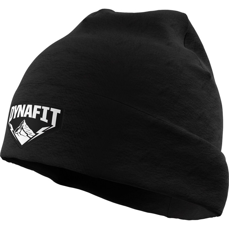 Schwarze Dynafit Fold-Up Mütze mit Krempe, auf der linken Seite ein weißes, rautenförmiges Dynafit-Logo mit Bergmotiv.