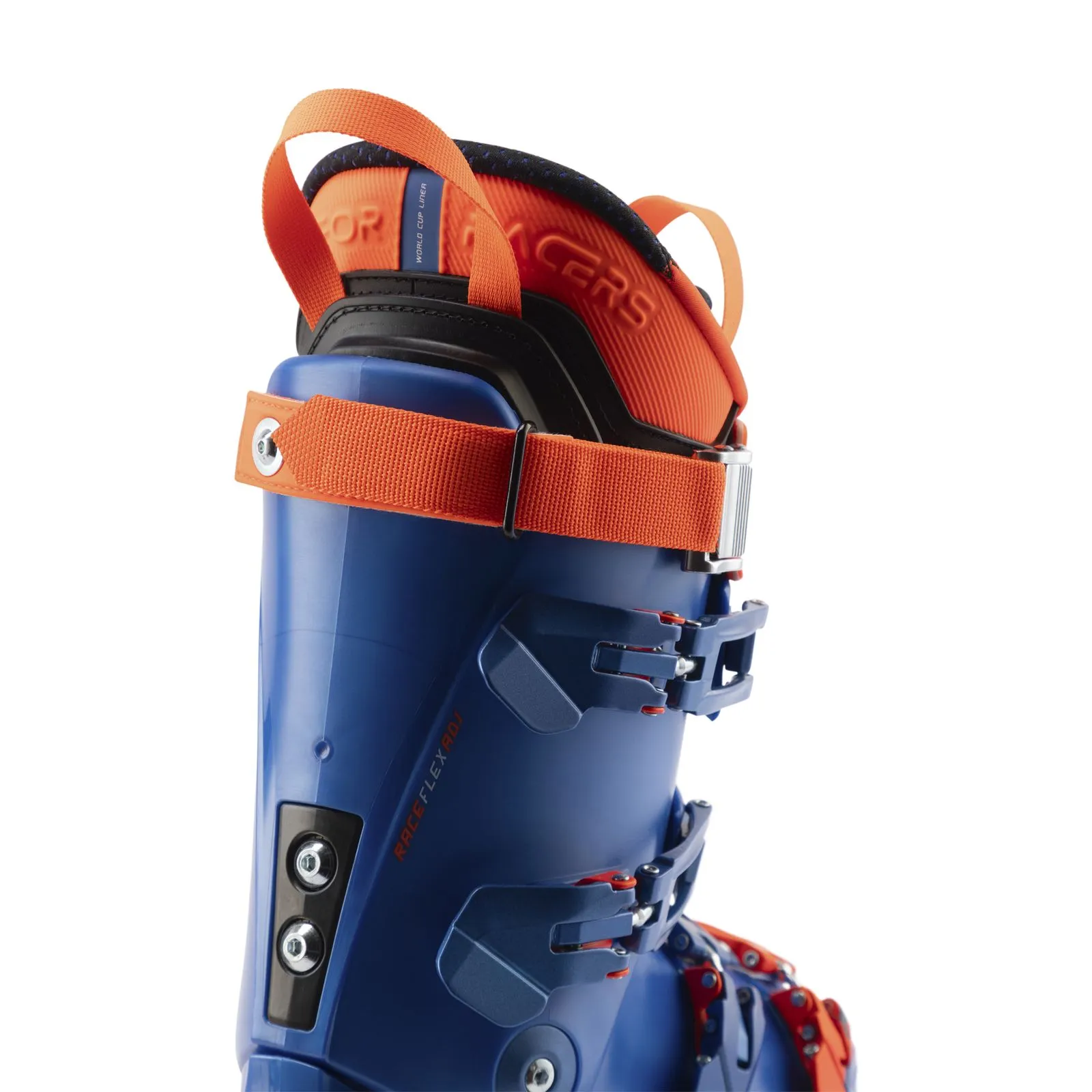 Primo piano dello scarpone da sci Lange RS 130 MV in blu e arancione, con particolare attenzione alle fibbie e alla scarpetta interna.