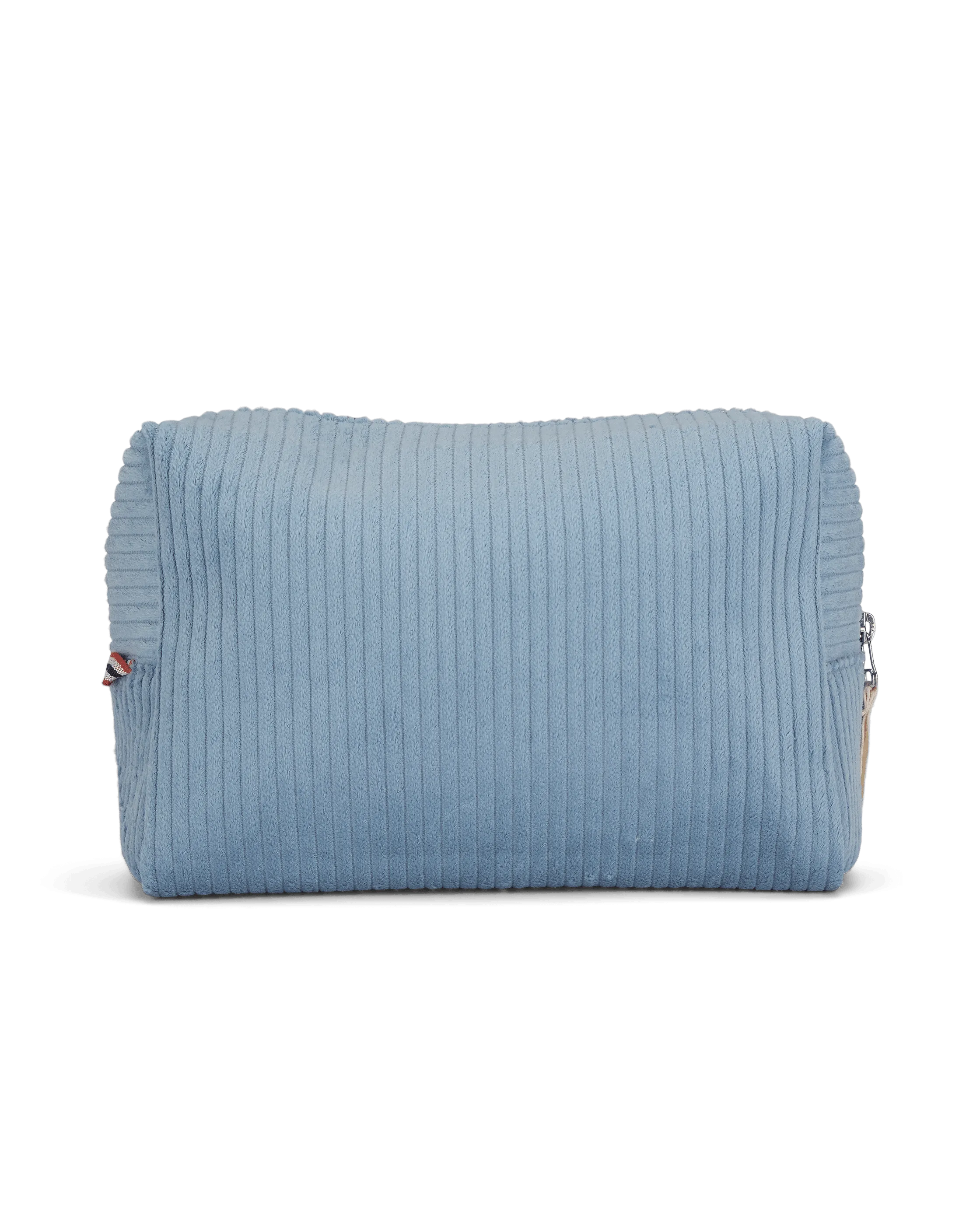 Pochette rectangulaire en velours côtelé bleu clair avec fermeture éclair, isolée sur fond blanc.