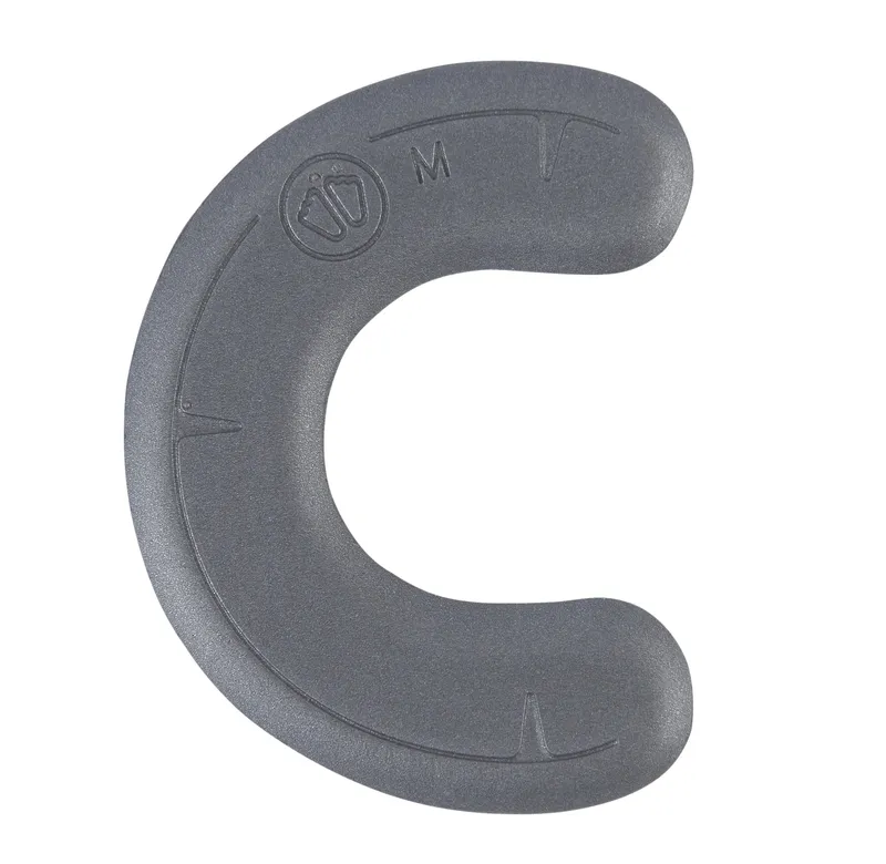 Grauer Knöchelschutz in C-Form (Sidas IPS C Shape M) mit Größenangabe "M", für Bootfitting Zubehör und mehr Komfort im Schuh.