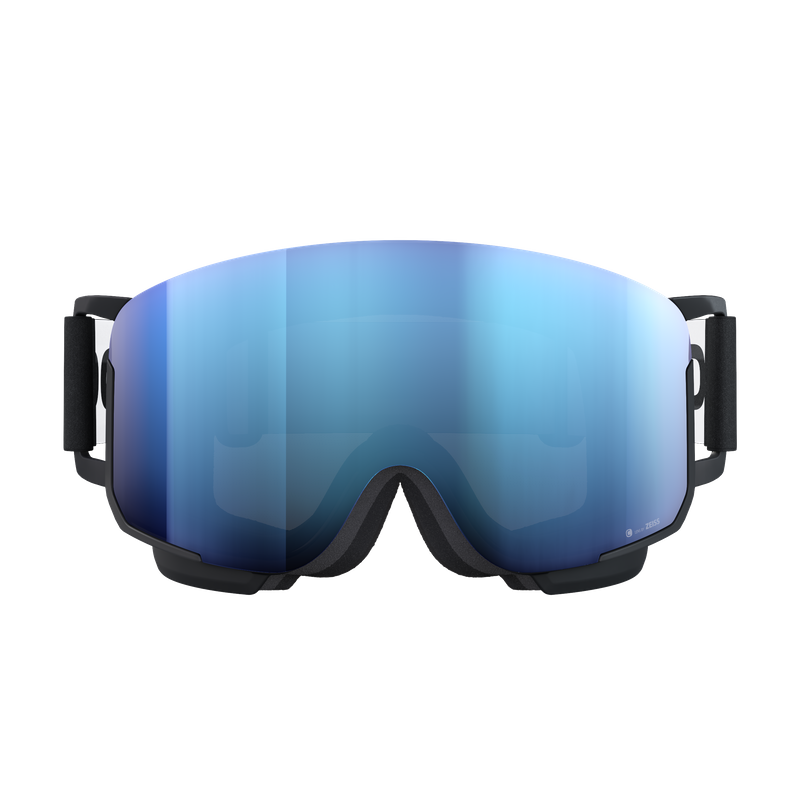 Schwarze Skibrille mit großem, blau verspiegelten Glas und schwarzem Brillenband, frontal auf weißem Grund.