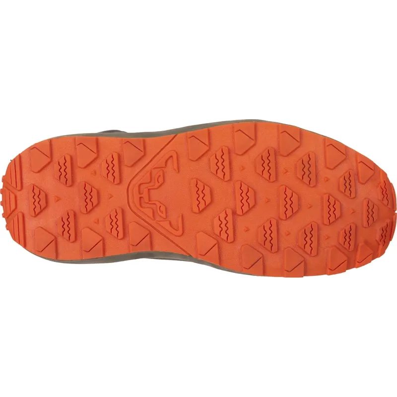Close-up of the orange-colored sole of a Dynafit winter bootie with triangular and wave profile.