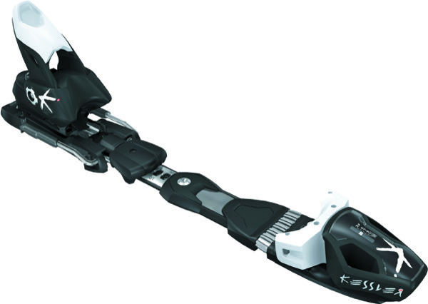 Nahaufnahme einer schwarz-weissen Tyrolia Race ST 14 Ski-Bindung von Kessler Phyton.