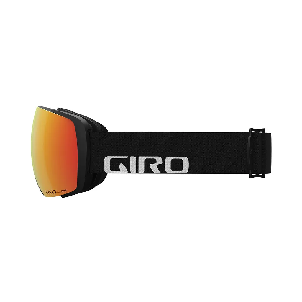 Schwarze Giro Contact Vivid Goggle mit oranger Scheibe, seitliche Ansicht.