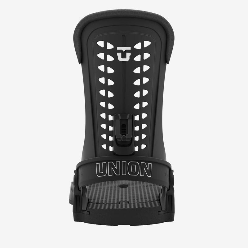 Schwarze Snowboardbindung Schwarze Union Force Snowboardbindung, Ansicht von vorne mit Löchern im Highback und dem "Union" Schriftzug auf dem Knöchelriemen.