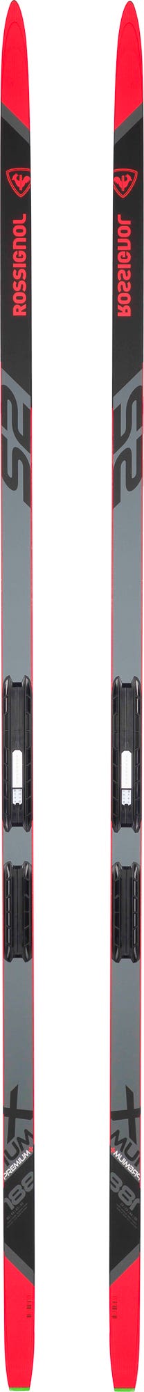 Zwei Rossignol X-IUM Skating Premium Ski, rot-grau, mit montierten Bindungsplatten, frontal aufgenommen.