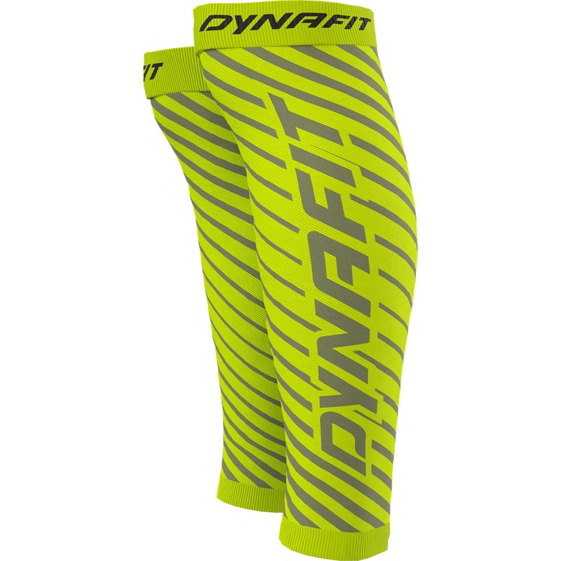 Neon gelbe Dynafit Perform Kneeguards mit grauen Streifen und Dynafit Schriftzug, liegen nebeneinander auf einem weißen Hintergrund.
