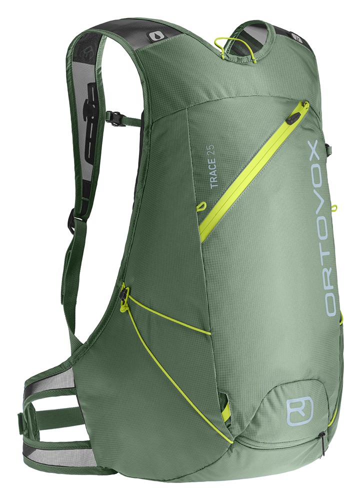 Sac à dos vert Ortovox Tour Trace 25 avec des accents jaunes, représenté sur le côté.