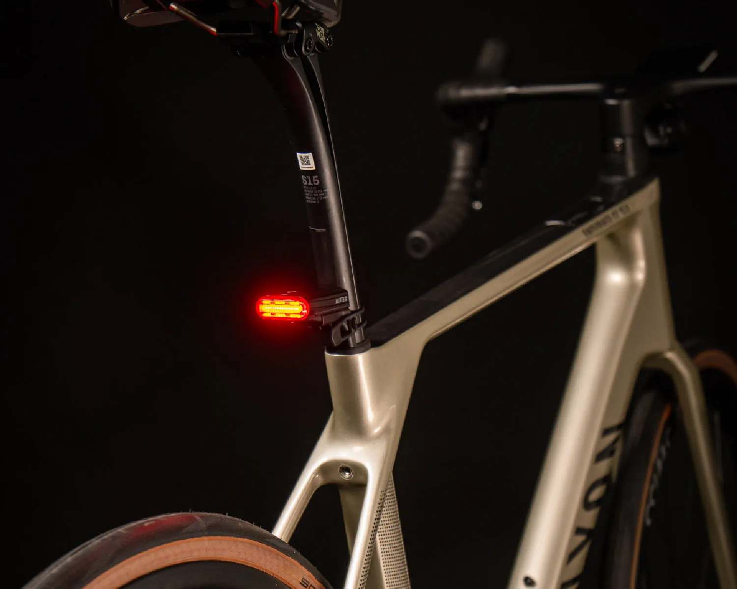 led beleuchtung wohnmobil markise Die Solar-Markisenlichterkette - Wasserdicht IP65 Fox Racing Speedframe Camo Natürliche Vasenbestückung Design:Pinguin