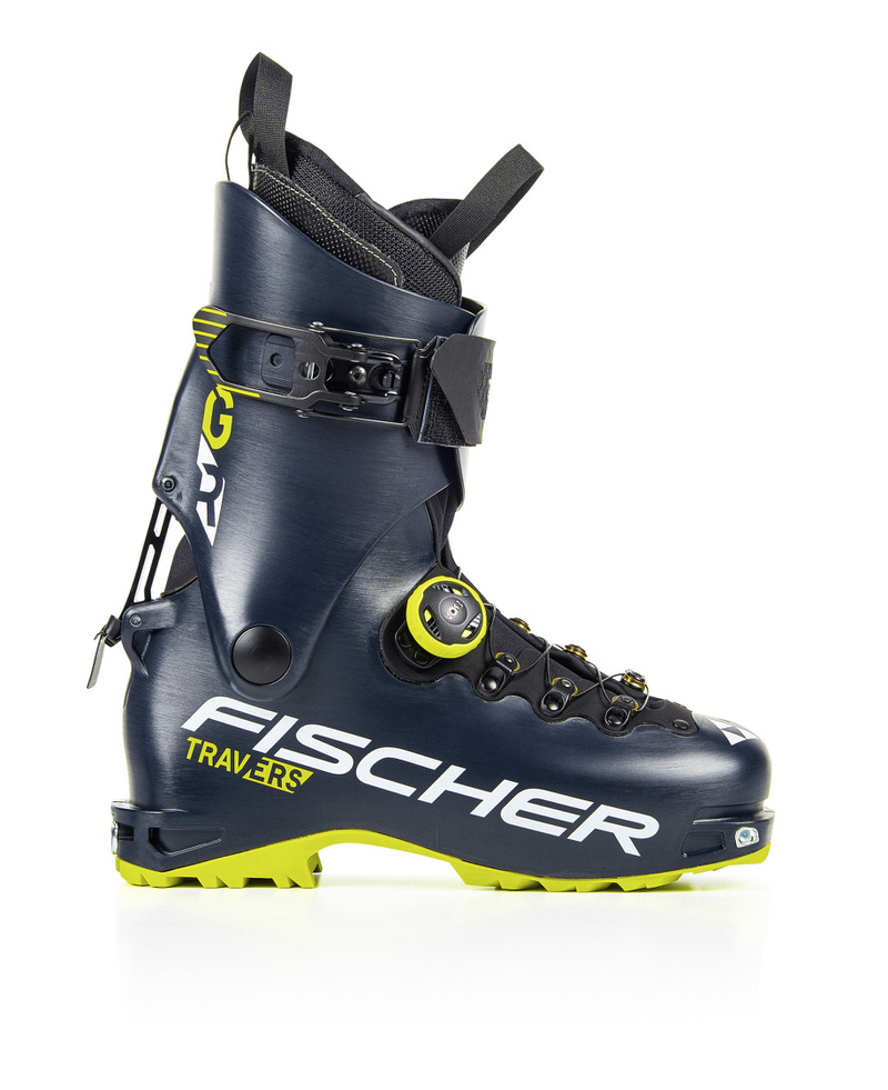 Dunkelblauer Fischer Travers GR Skitourenschuh mit gelben Akzenten, seitliche Ansicht.