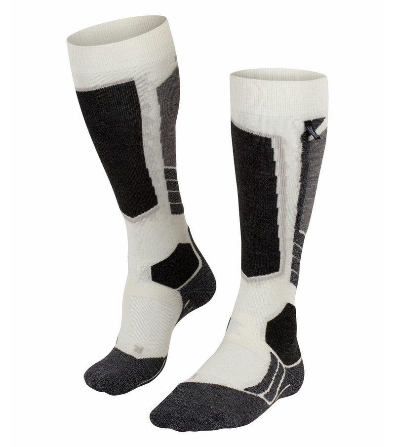 Zwei Falke SK2 Cashmere Skiing Kniestrümpfe in Wollweiß, Grau und Schwarz.