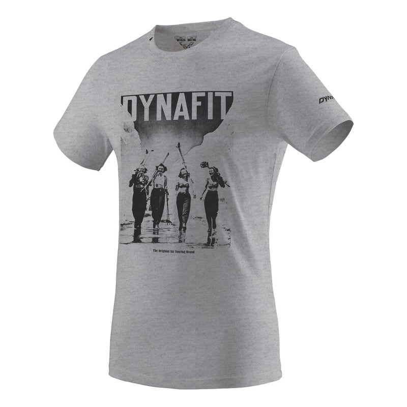 Graues Dynafit Girls T-Shirt mit Aufdruck: Vier Frauen mit Skiern.
