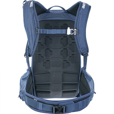 Zaino Evoc Line Pro 20L blu, da dietro, che mostra le cinghie, l'imbottitura dello schienale e la cintura anca.
