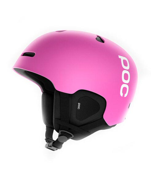 Pinker Auric Cut Skihelm von POC, seitliche Logo-Platzierung, Kinnriemen sichtbar.