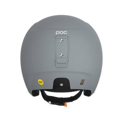 Grauer Skihelm von hinten, mit Riemen, MIPS-Aufkleber und POC-Logo.
