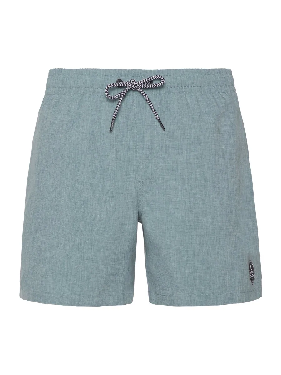 Pantaloncini corti chiari di colore turchese-blu con cordino scuro e una piccola toppa scura con logo sulla gamba destra.