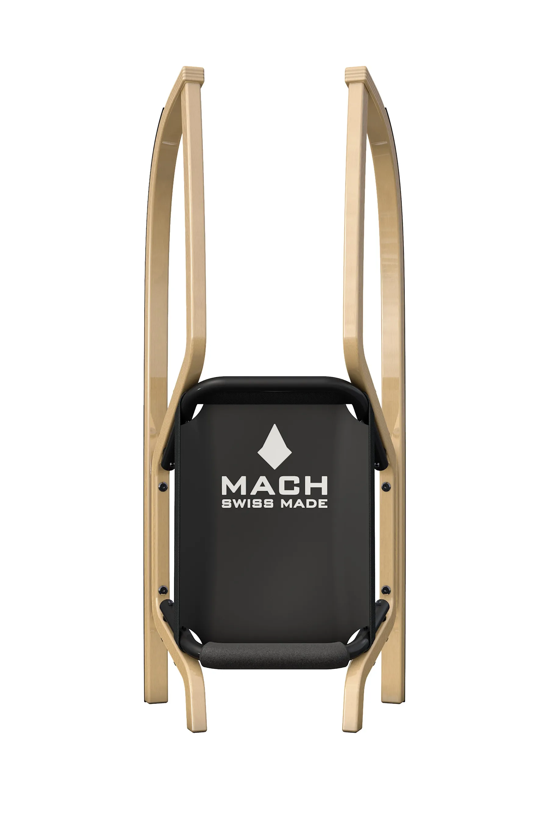 Frontansicht des Mach Tanned Hawk Schlittens mit Holzrahmen und schwarzem Sitz, Marke "Mach Swiss Made".