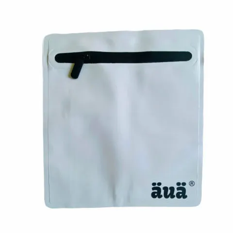 Mini borsa bianca con cerniera nera in alto e marchio nero "Äuä" in basso a destra.