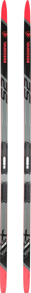 Ein Paar Rossignol X-IUM Skating Ski mit montierter Race Skate Bindung. Rot, grau und schwarz.