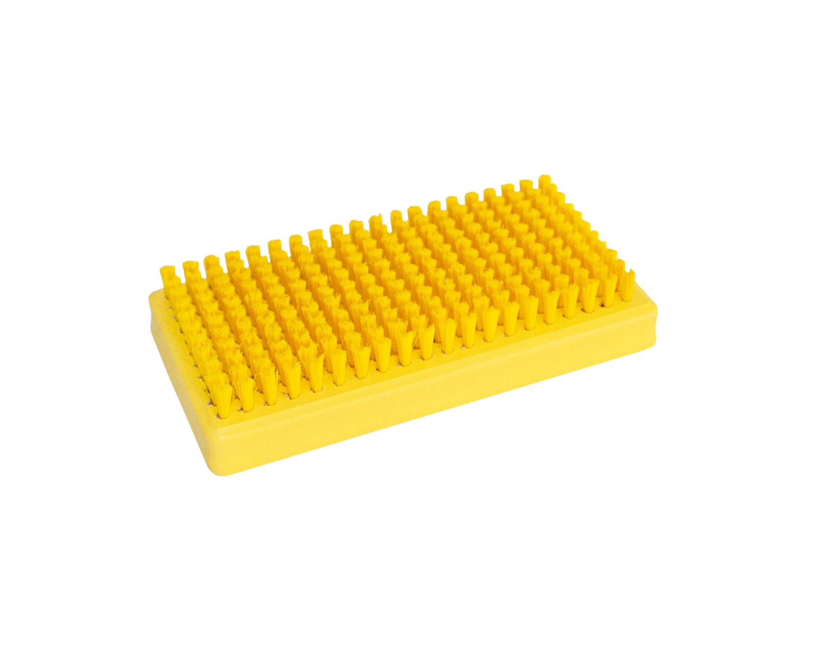 Brosse à polir jaune avec des rangées de poils denses, vue de dessus en biais sur fond blanc.