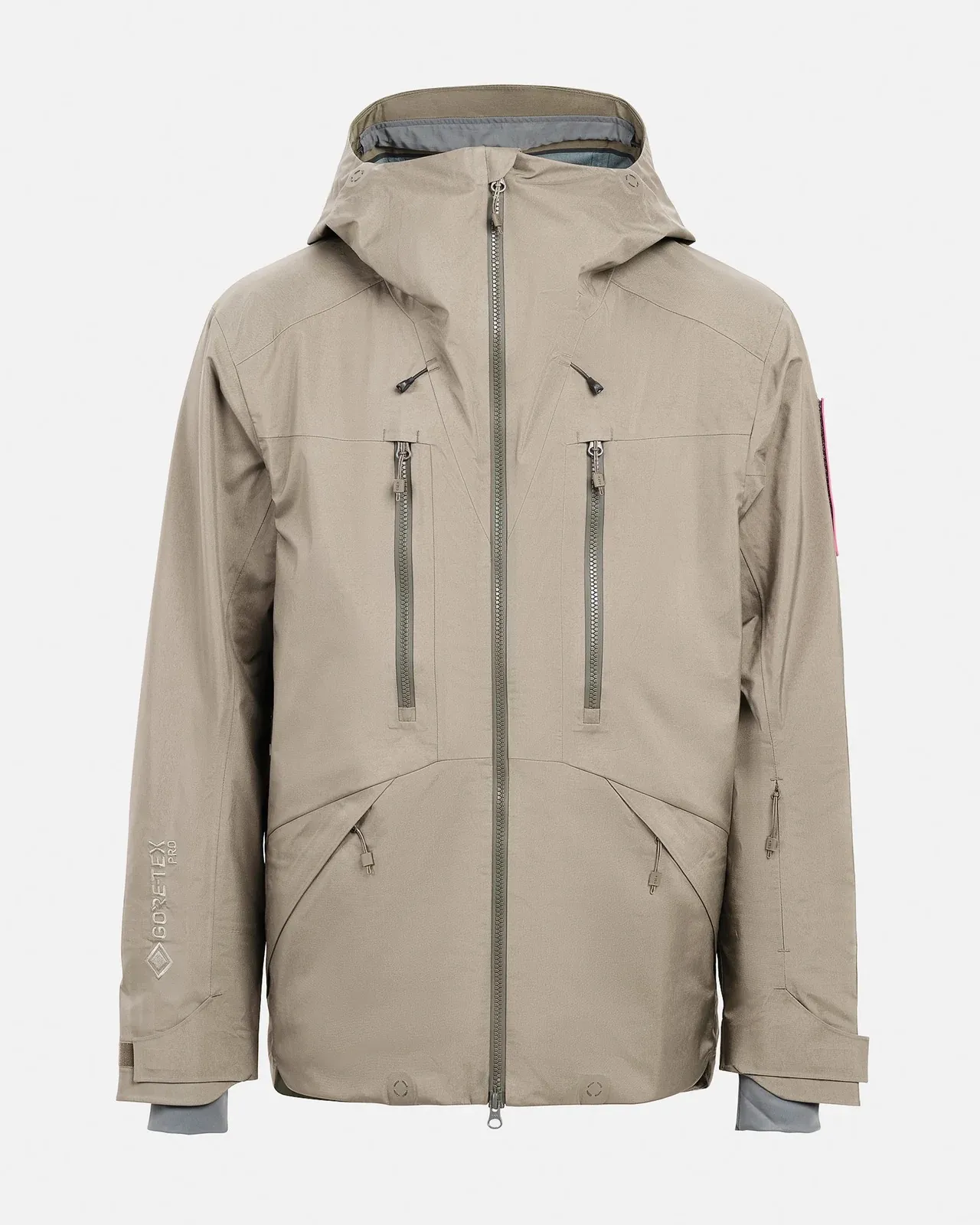 Giacca Seneca Rock color Z-2 EPE 3L con cappuccio e cerniere, vista frontale.