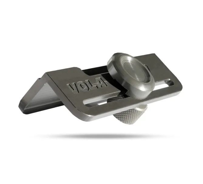 Metallener Vola Racingkantenwinkel mit Drehknopf und Flügelschraube vor neutralem Hintergrund.